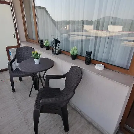 Homestay South View *